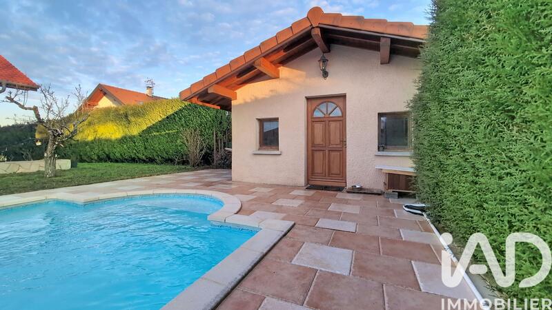 Maison - 180 m² - 5 pièces