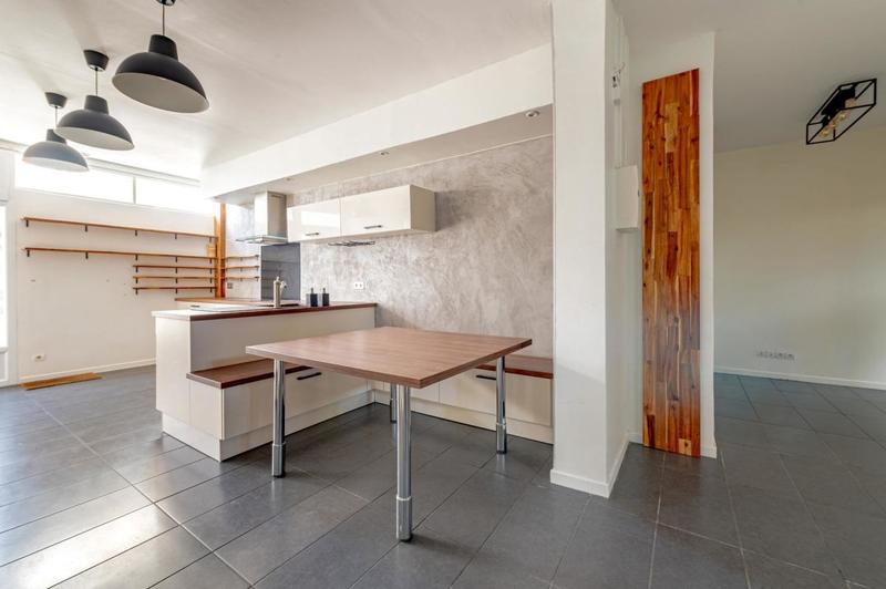 Loft - 107 m² - 5 pièces