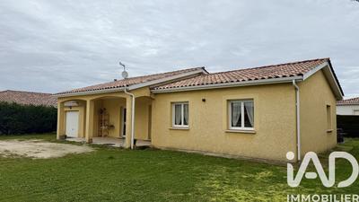 Maison - 99 m² - 4 pièces