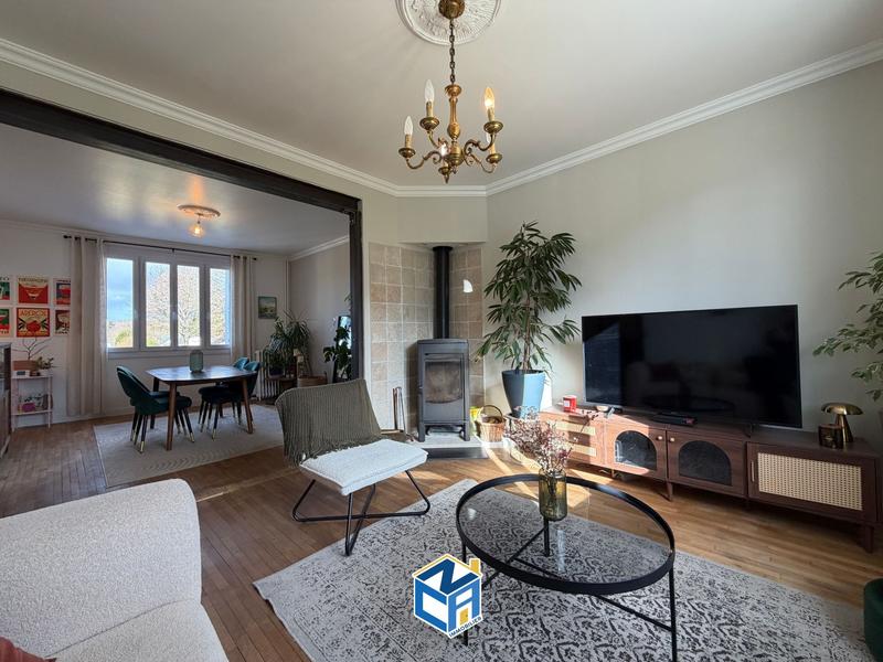 Maison - 108 m² - 4 pièces