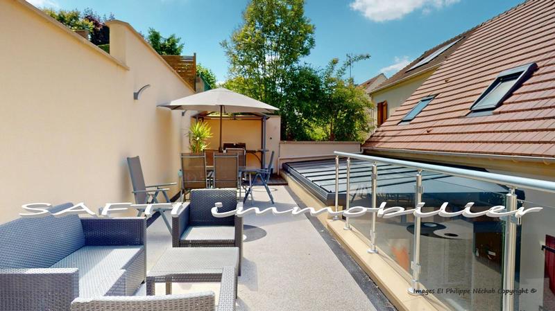 Maison - 164 m² - 8 pièces