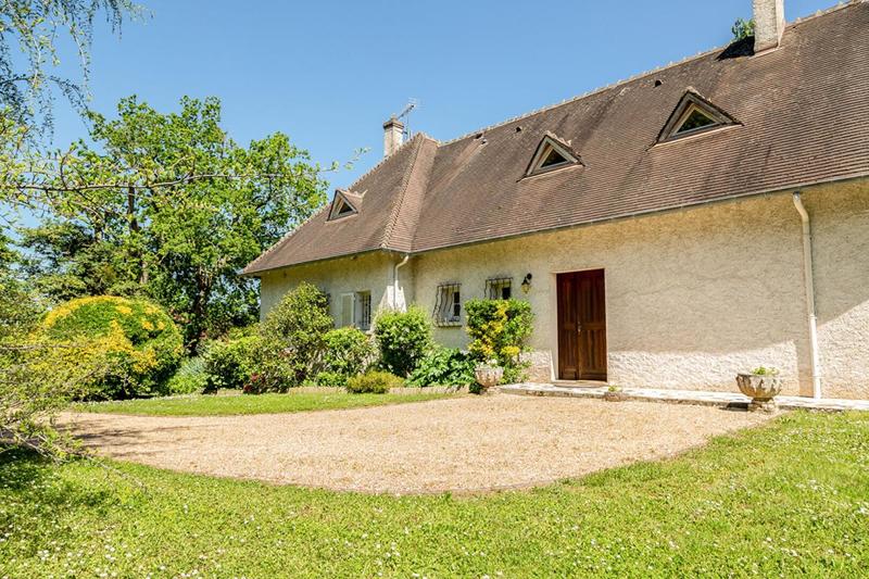 Maison - 206 m² - 6 pièces