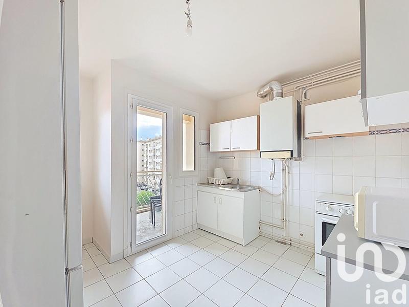 Appartement - 80 m² - 4 pièces