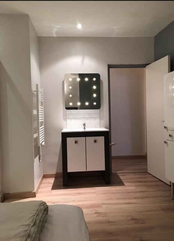 Appartement ancien - 64 m² - 2 pièces