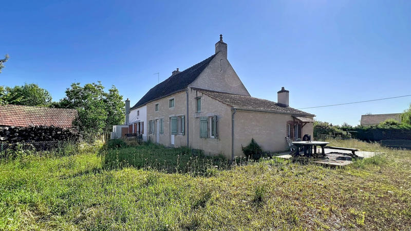 Maison traditionnelle - 81 m² - 3 pièces
