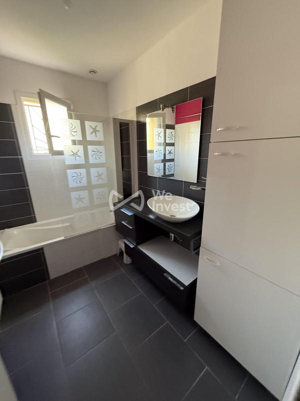 Maison - 101 m² - 6 pièces