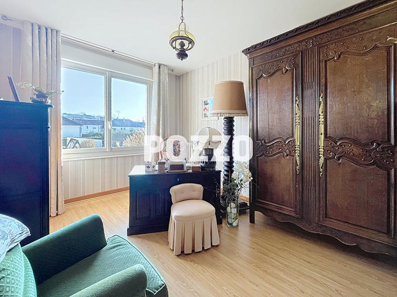 Maison - 167 m² - 6 pièces