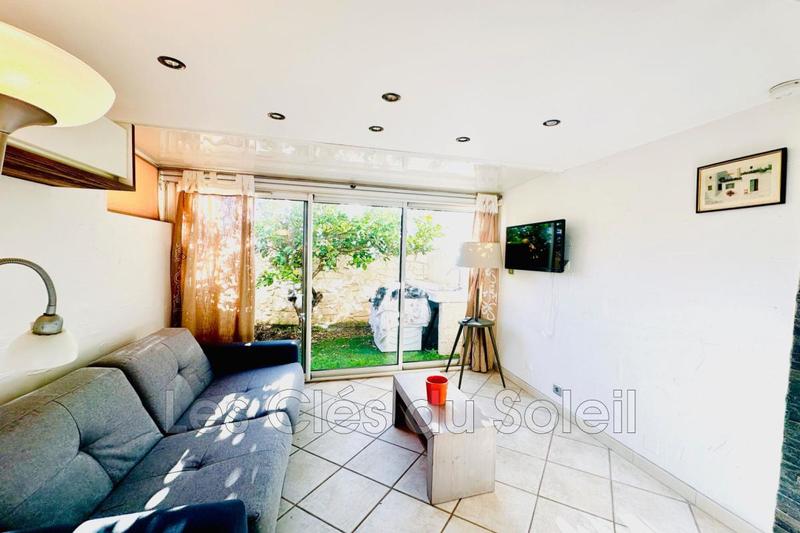 Studio - 25 m² - 1 pièce