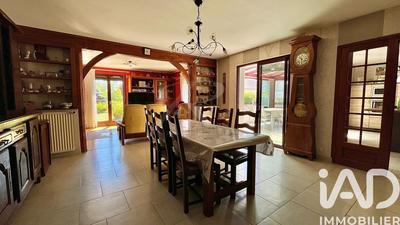 Maison - 141 m² - 6 pièces