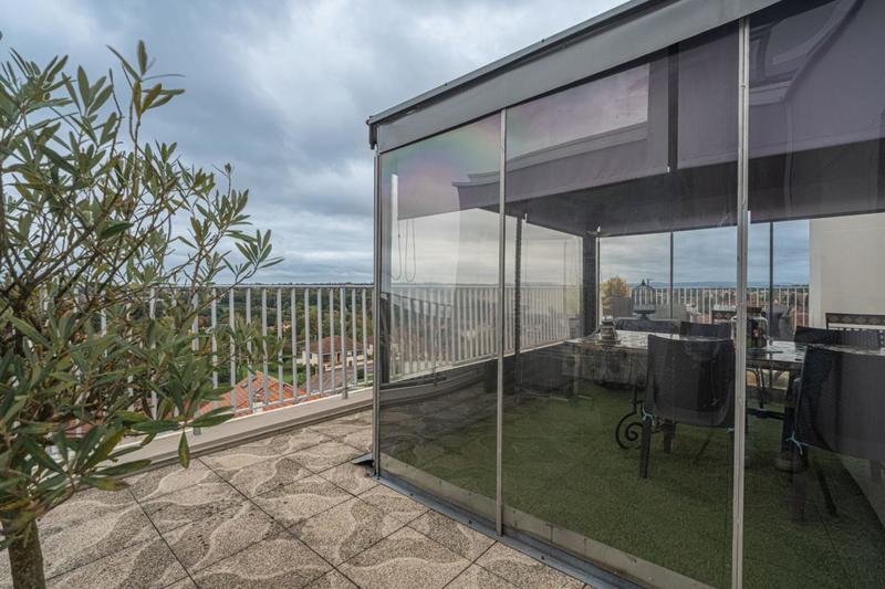 Appartement - 80 m² - 3 pièces