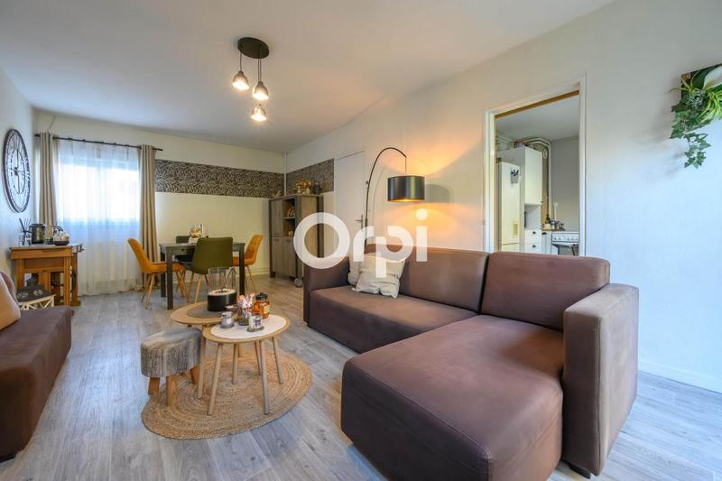 Maison - 94 m² - 5 pièces