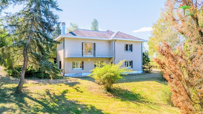Maison bourgeoise - 376 m² - 8 pièces