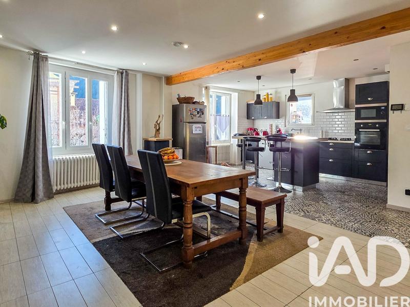 Maison - 151 m² - 5 pièces