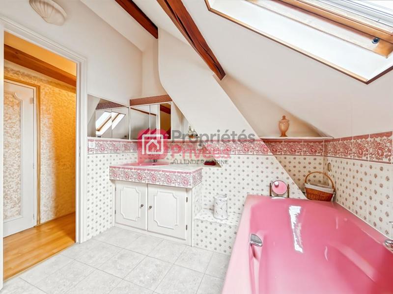 Maison - 160 m² - 5 pièces