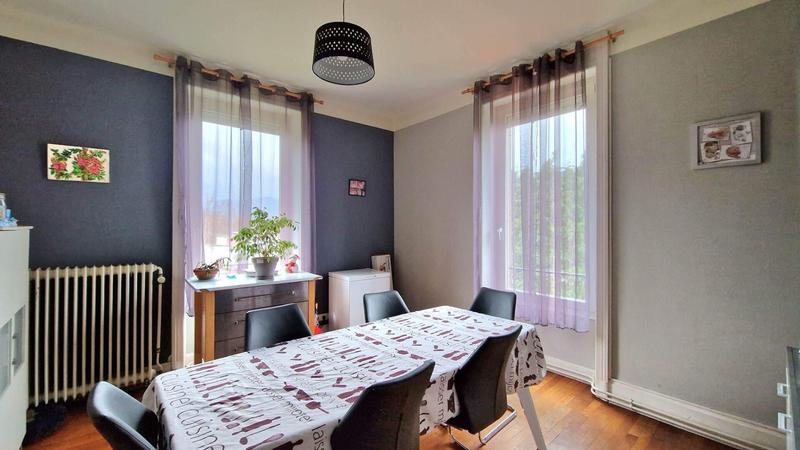 Appartement - 158 m² - 6 pièces