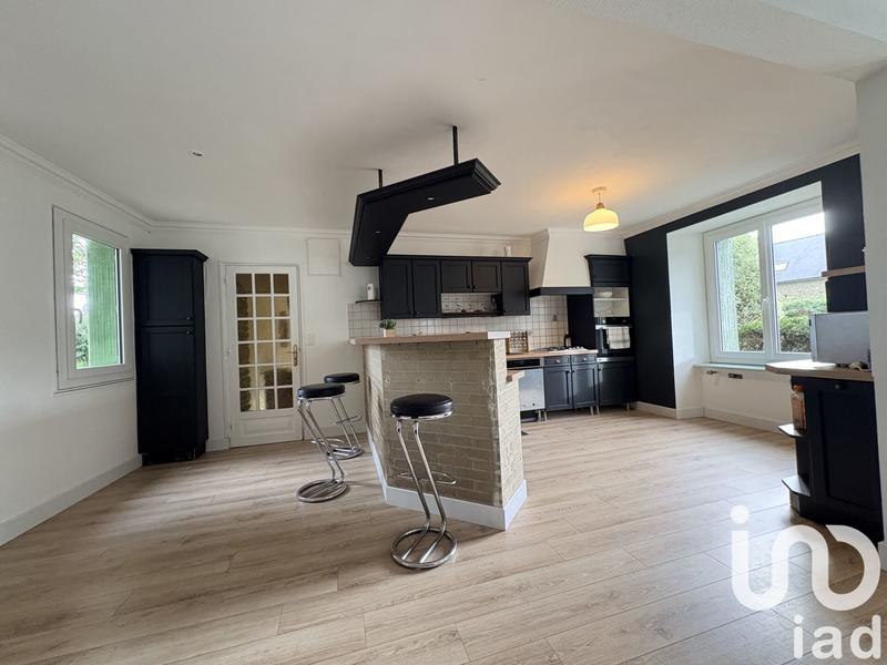 Maison - 140 m² - 6 pièces