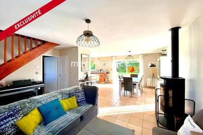 Maison - 115 m² - 6 pièces