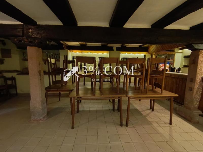 Maison - 180 m² - 5 pièces