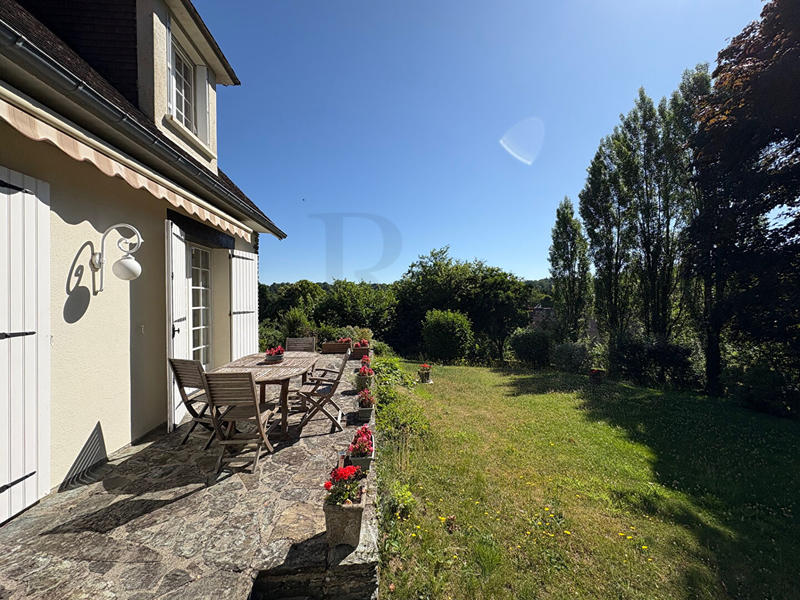 Maison - 150 m² - 6 pièces