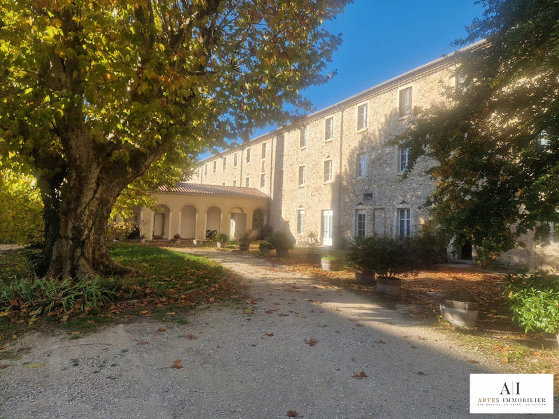 Appartement - 122 m² - 4 pièces