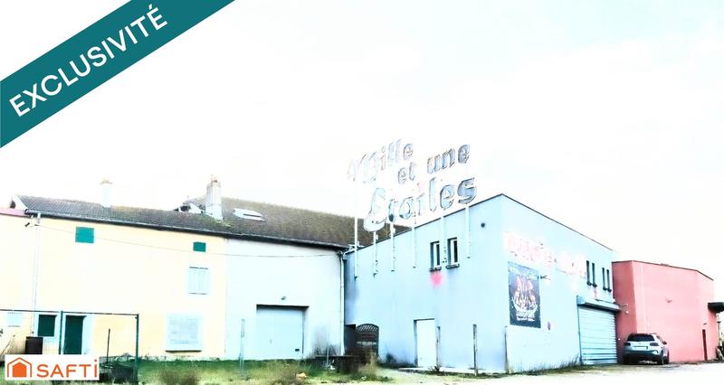 Local commercial - 1 417 m² - 33 pièces