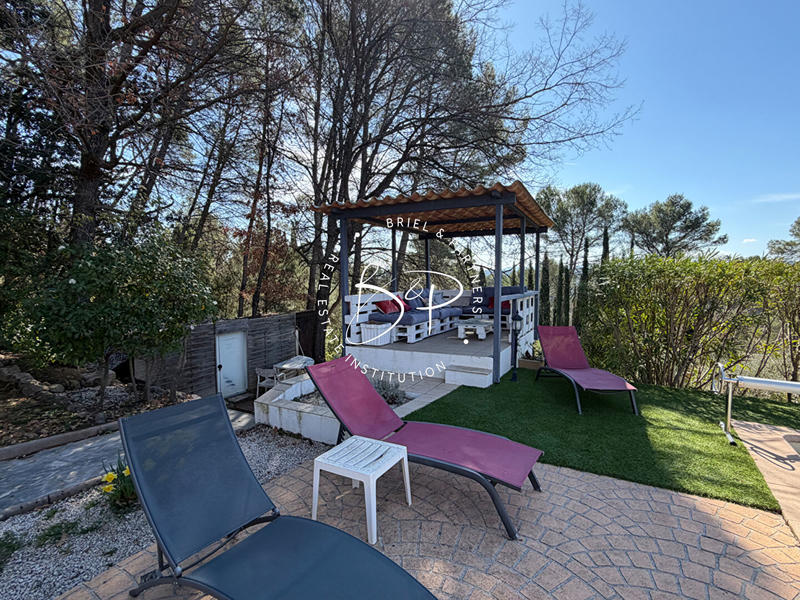 Maison - 106 m² - 5 pièces