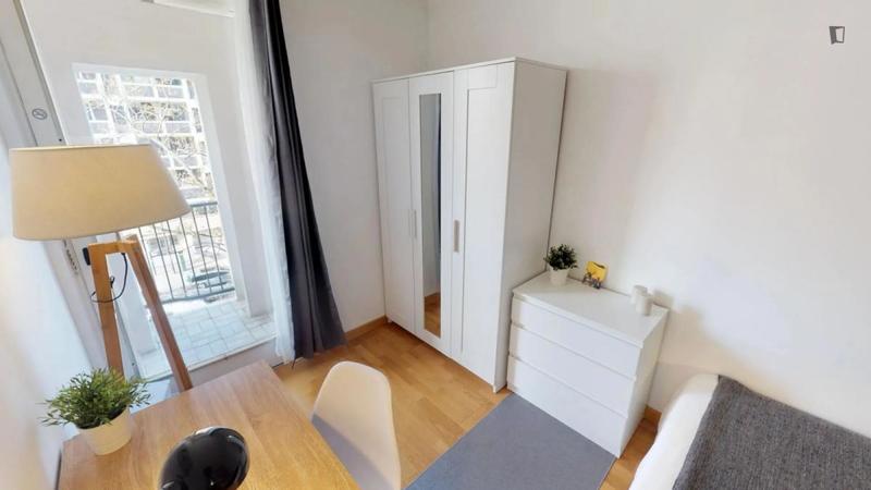 Chambre - 9 m² - 4 pièces