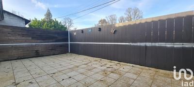 Maison - 230 m² - 3 pièces