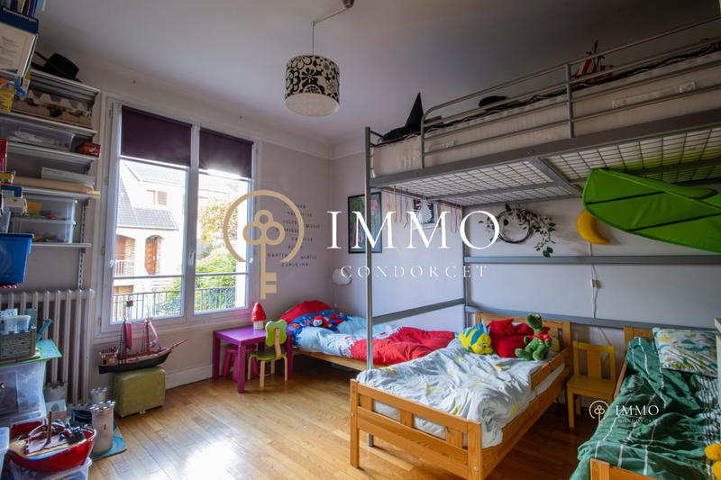 Maison - 196 m² - 8 pièces