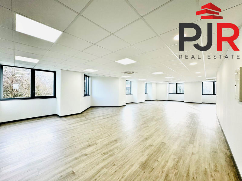 Bureau - 152 m²