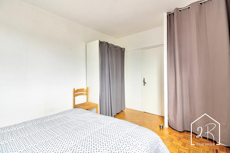 Appartement - 80 m² - 4 pièces