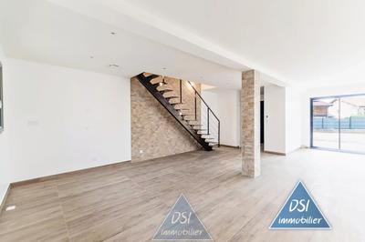 Maison - 123 m² - 4 pièces