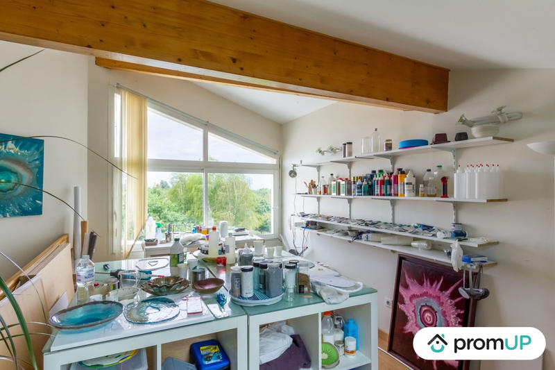 Maison - 284 m² - 14 pièces