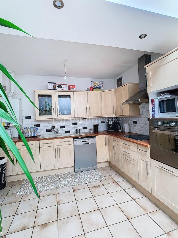 Maison - 114 m² - 6 pièces