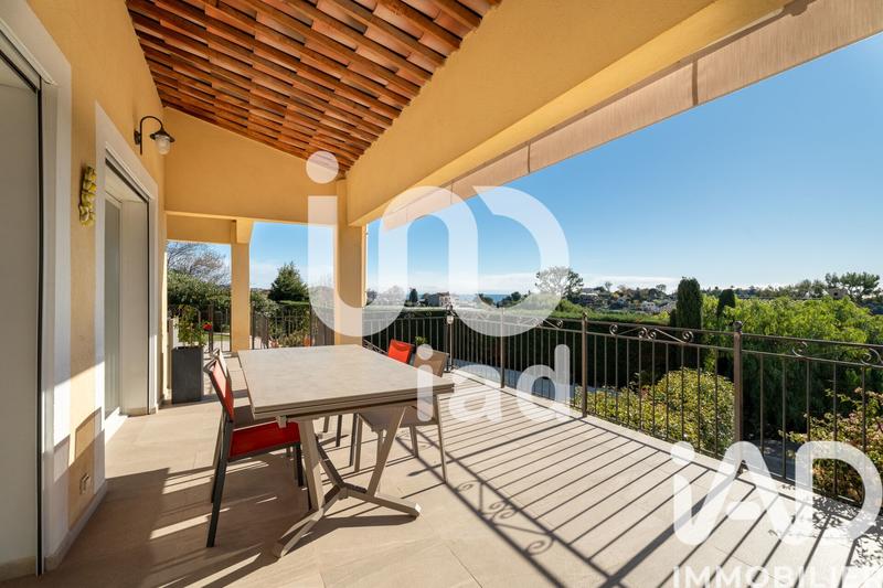 Maison - 130 m² - 4 pièces