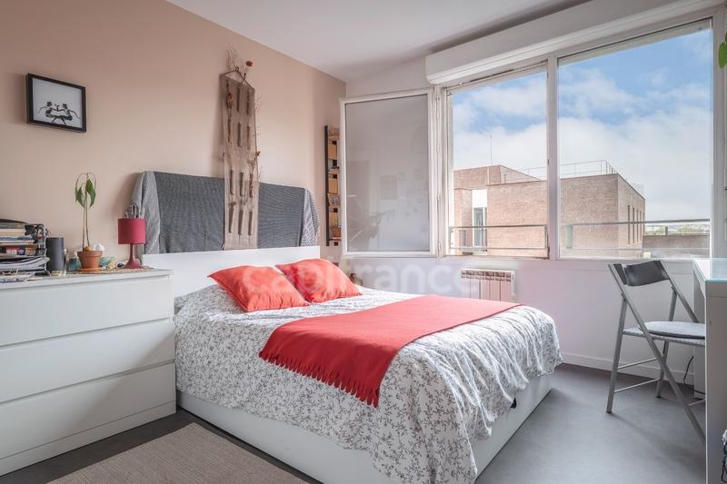 Appartement - 140 m² - 6 pièces