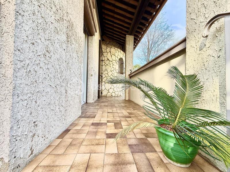 Maison traditionnelle - 144 m² - 5 pièces