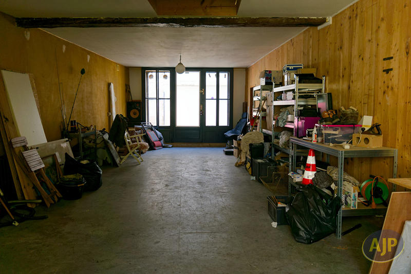 Maison - 230 m² - 7 pièces