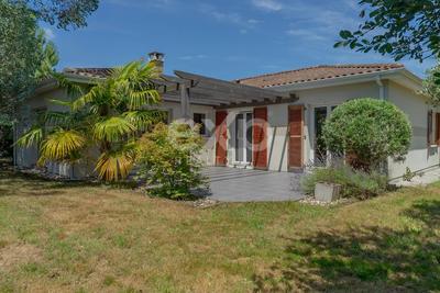 Maison - 133 m² - 6 pièces