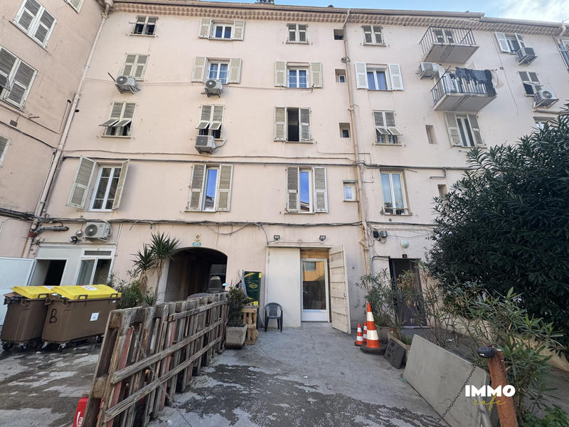 Appartement - 60 m² - 3 pièces