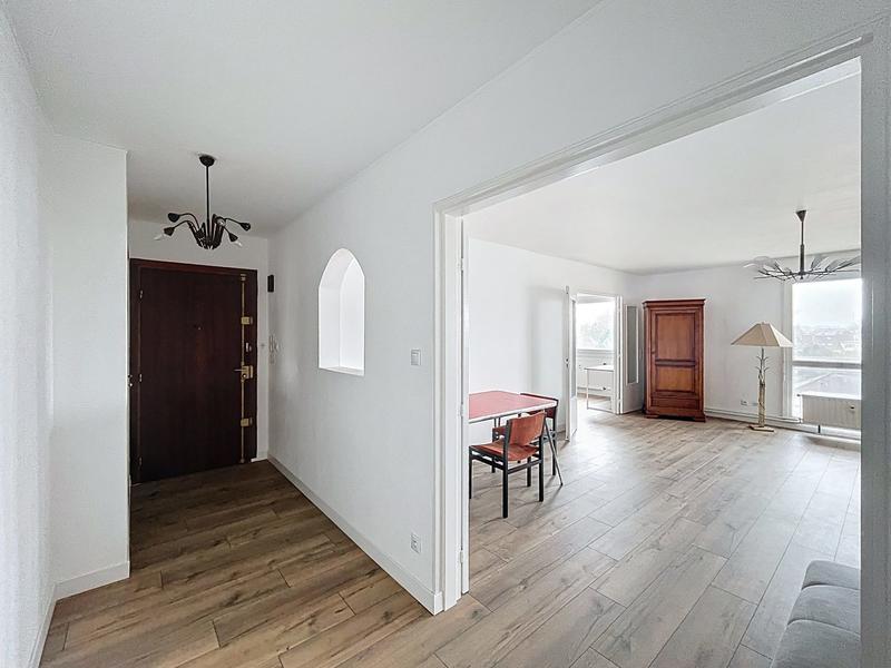 Appartement - 102 m² - 4 pièces