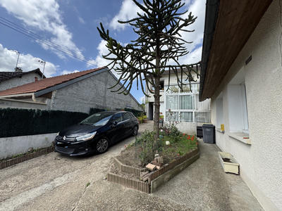 Maison - 160 m² - 9 pièces