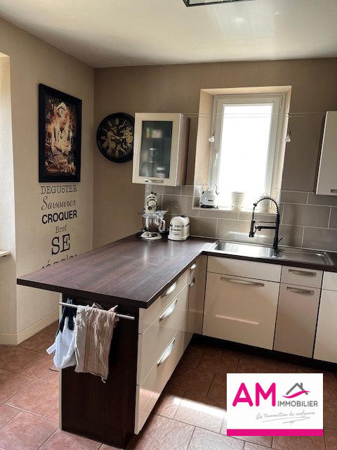 Maison - 145 m² - 6 pièces