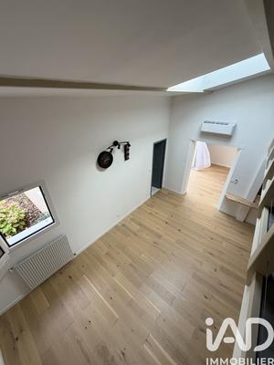 Maison - 197 m² - 7 pièces