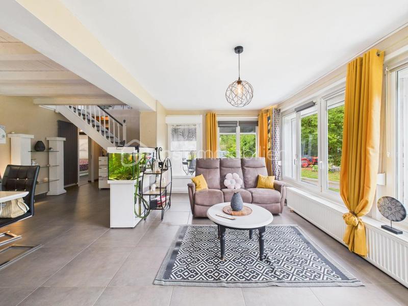 Maison - 183 m² - 7 pièces