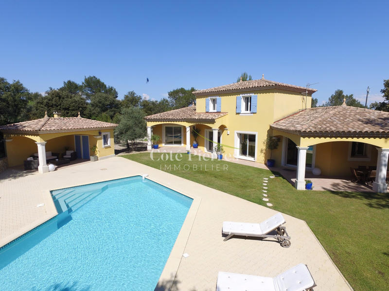 Villa - 160 m² - 6 pièces