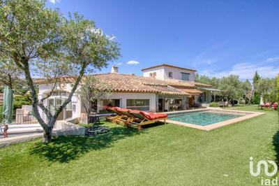 Maison - 264 m² - 8 pièces