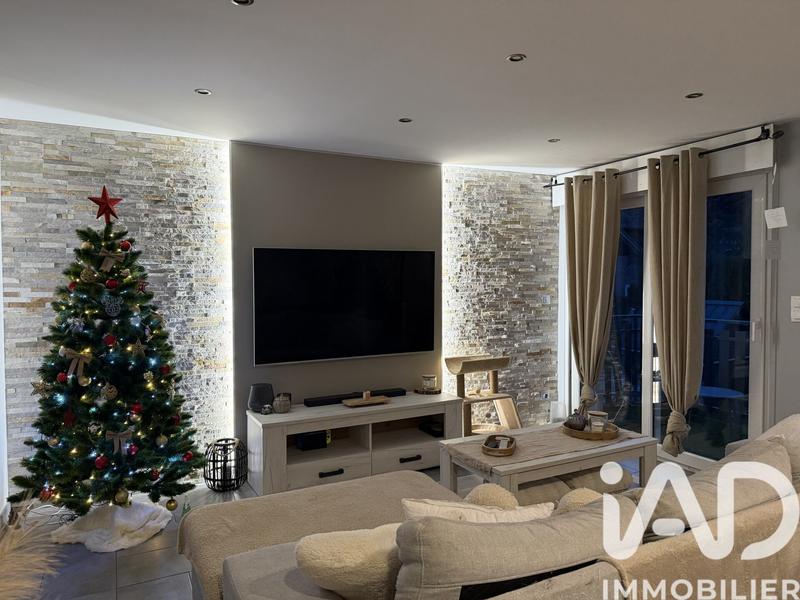 Maison - 85 m² - 4 pièces