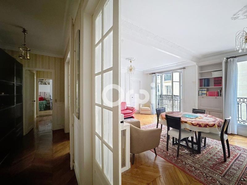 Appartement - 100 m² - 5 pièces