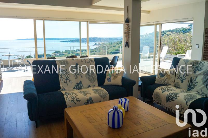 Maison - 195 m² - 7 pièces